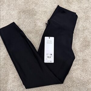Alo 7/8 high waste airlift legging